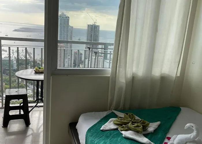 Residences Staycation By Pbyy Apartment *