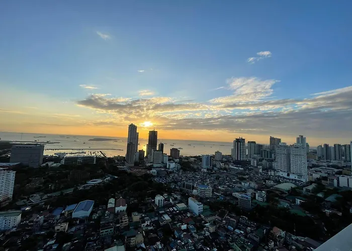 Residences Staycation By Pbyy Apartment