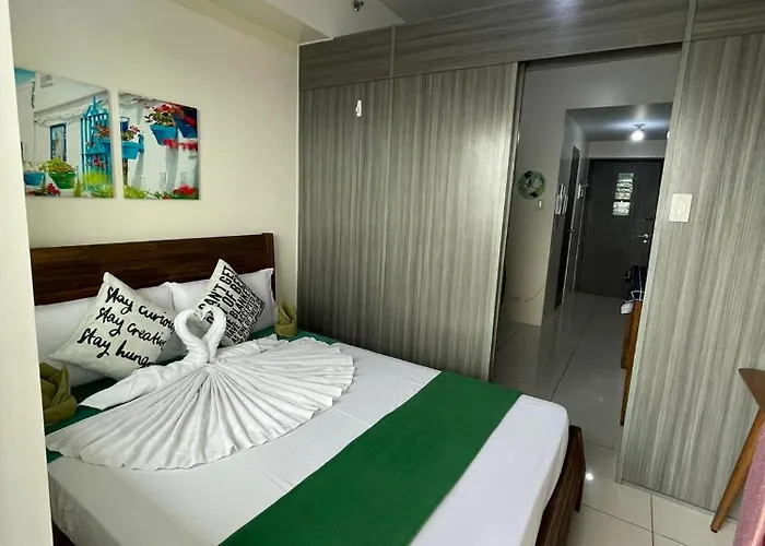 Apartment Residences Staycation By Pbyy