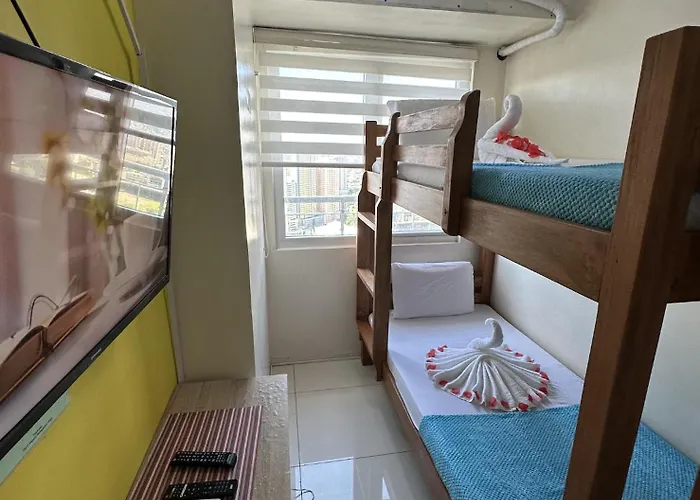Apartment Residences Staycation By Pbyy
